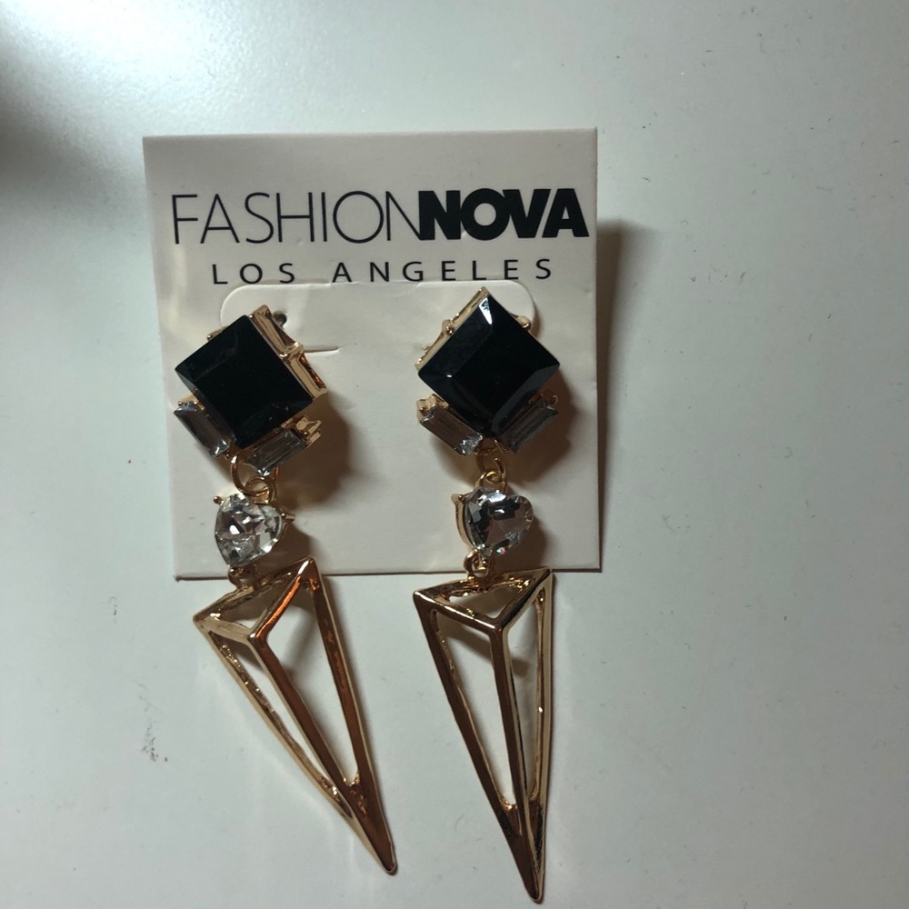 Fashion nova earrings